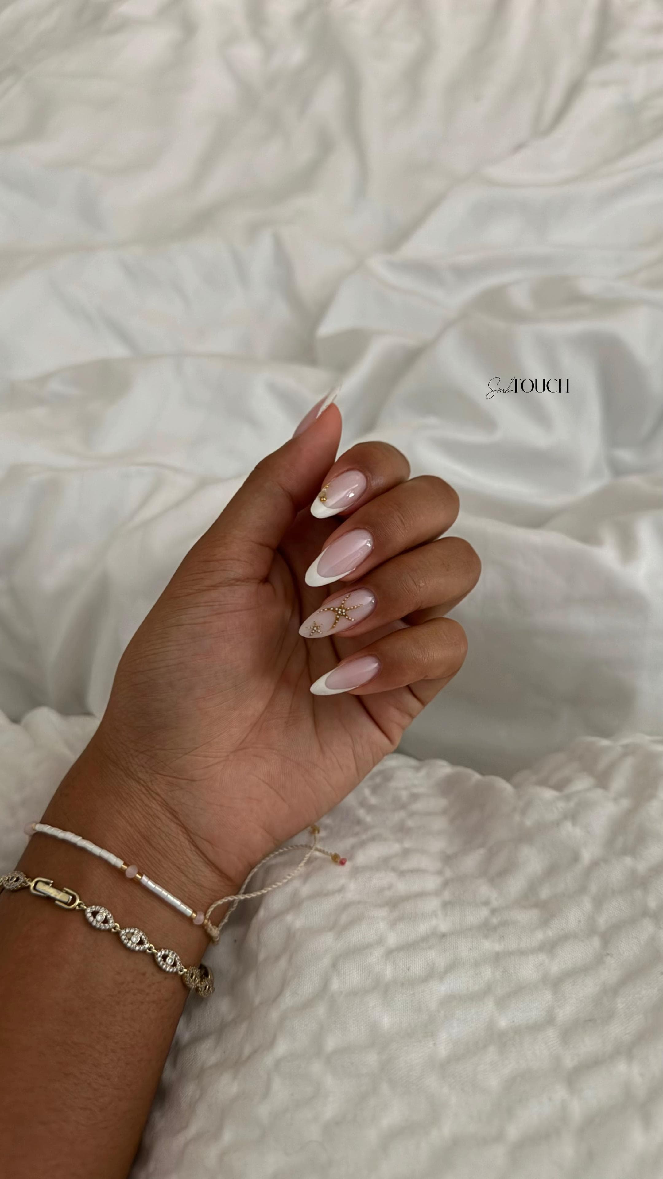 French blanche, étoile dorée