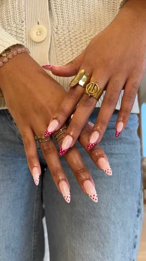 Photo de la prestation Nail art niveau 1 chez Smbtouch